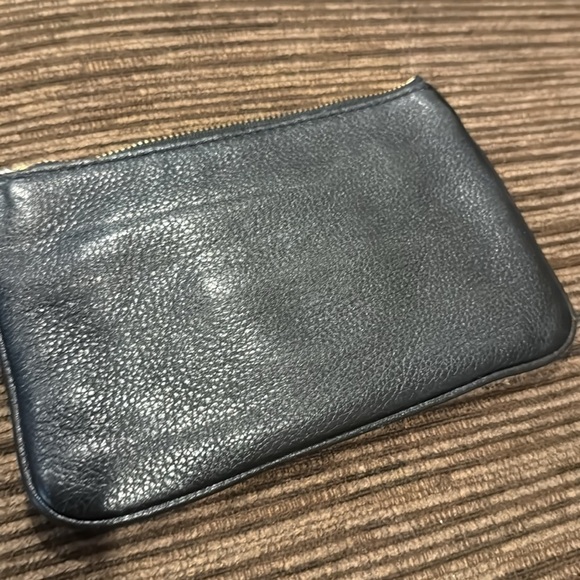 Michael Kors Wrist Clutch - Picture 4 of 5